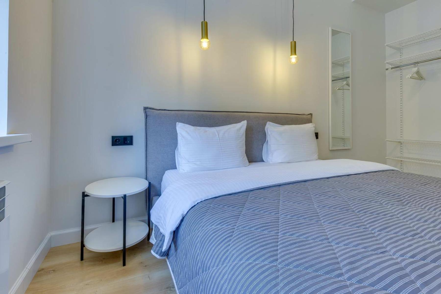 Opera Apartments Almaty Bilik gambar