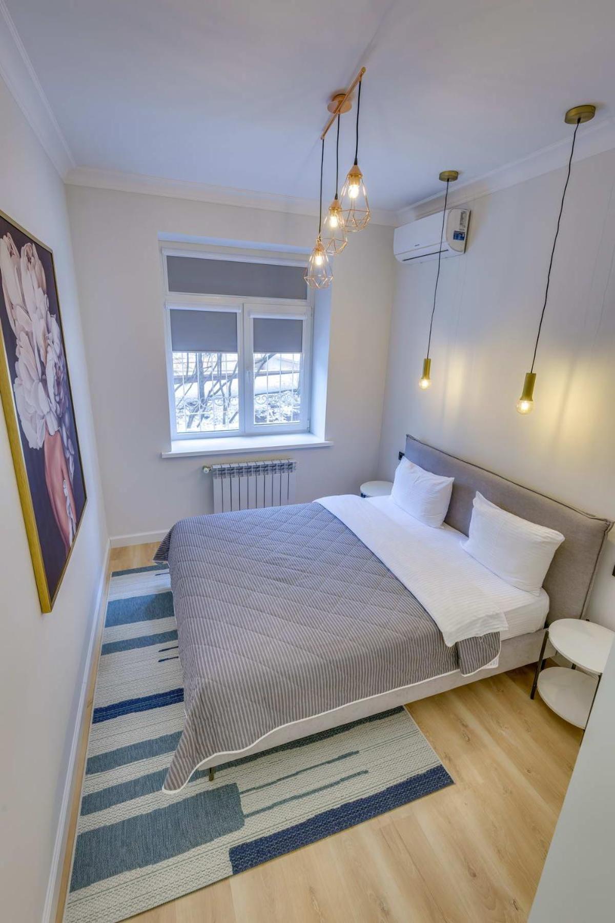 Opera Apartments Almaty Bilik gambar
