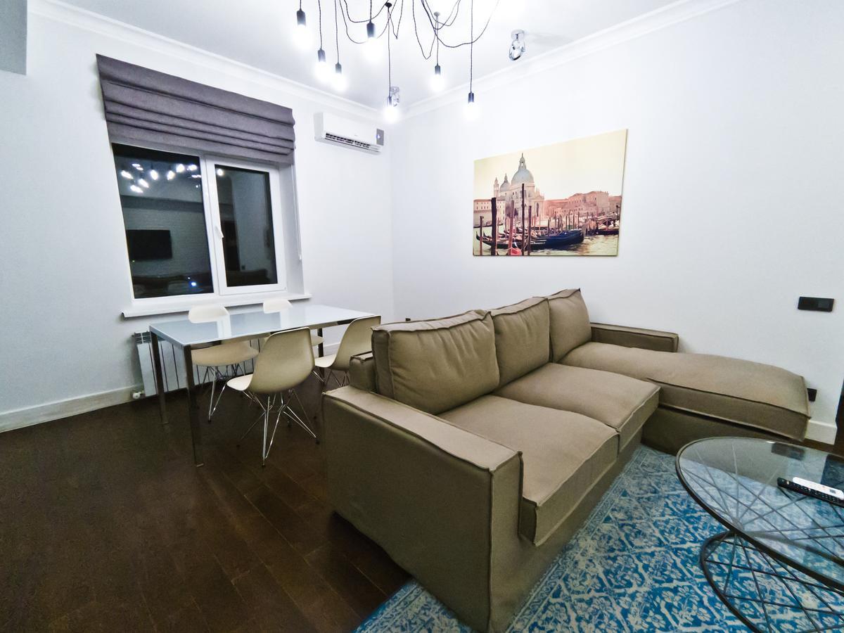 Opera Apartments Almaty Luaran gambar